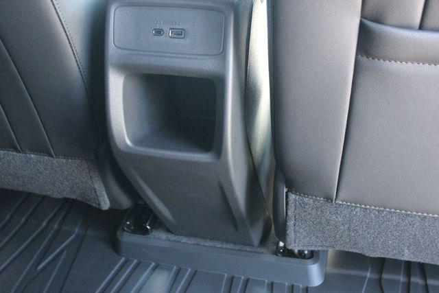 2026 Buick NV Sport Touring FWD