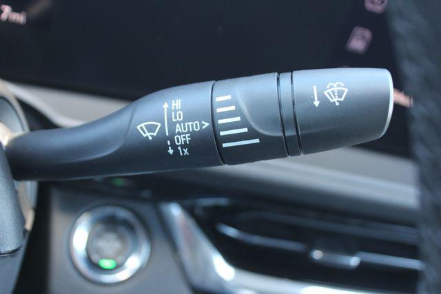 2026 Buick NV Sport Touring FWD