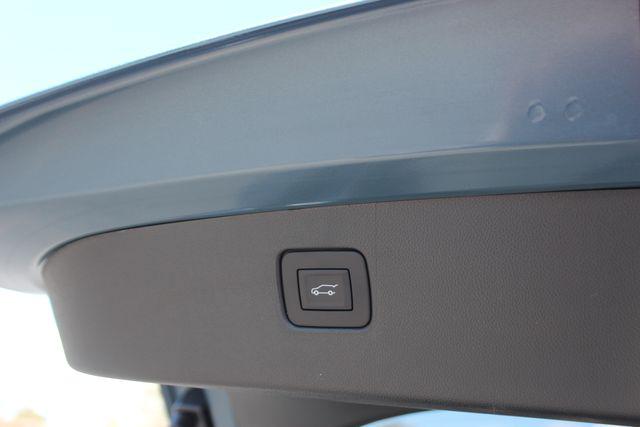 2026 Buick NV Sport Touring FWD