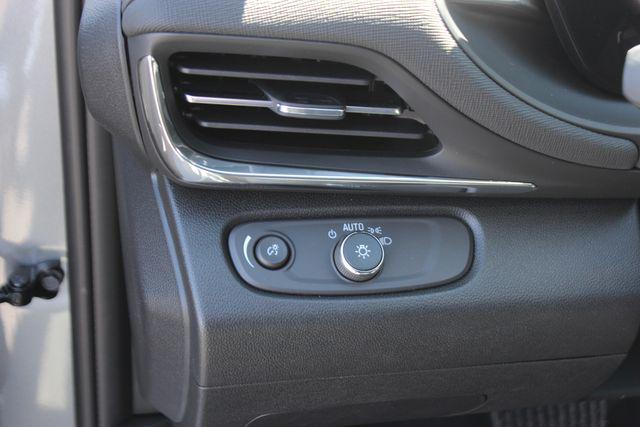 2026 Buick NV Preferred FWD