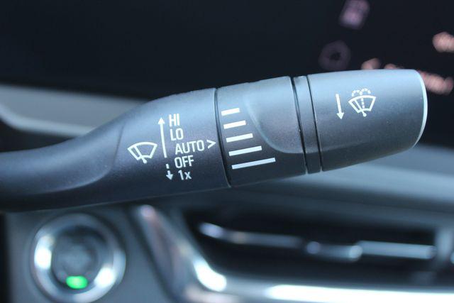 2026 Buick NV Preferred FWD