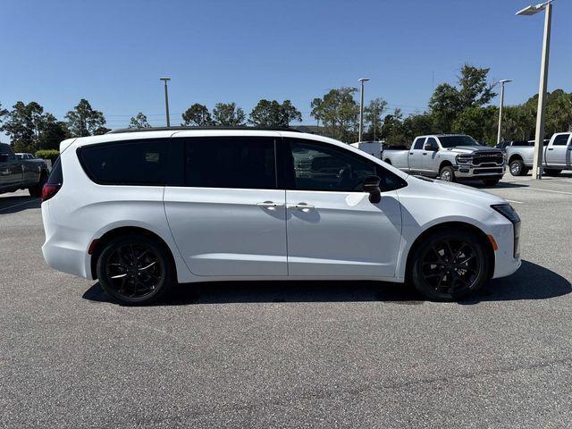 2027 Chrysler Pacifica PACIFICA LIMITED 2027 Chrysler Pacifica PACIFICA LIMITED
