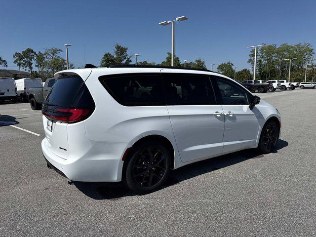 2027 Chrysler Pacifica PACIFICA LIMITED 2027 Chrysler Pacifica PACIFICA LIMITED