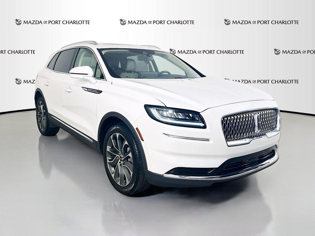 Pristine White Metallic Tri-Coat 2023 Lincoln Nautilus SUV / Crossover Front-Wheel Drive Automatic
