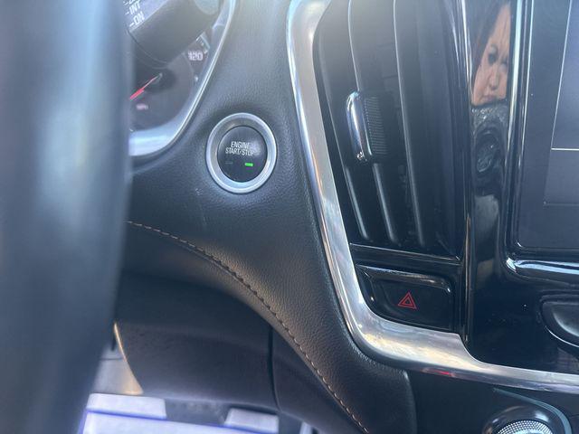 2020 Chevrolet Traverse AWD LT Leather