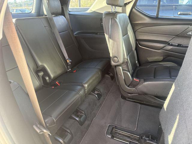 2020 Chevrolet Traverse AWD LT Leather