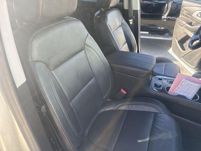 2020 Chevrolet Traverse AWD LT Leather