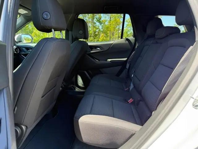 2025 Chevrolet Equinox FWD LT
