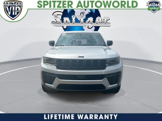 2026 Jeep Grand Cherokee GRAND CHEROKEE LAREDO ALTITUDE 4X4