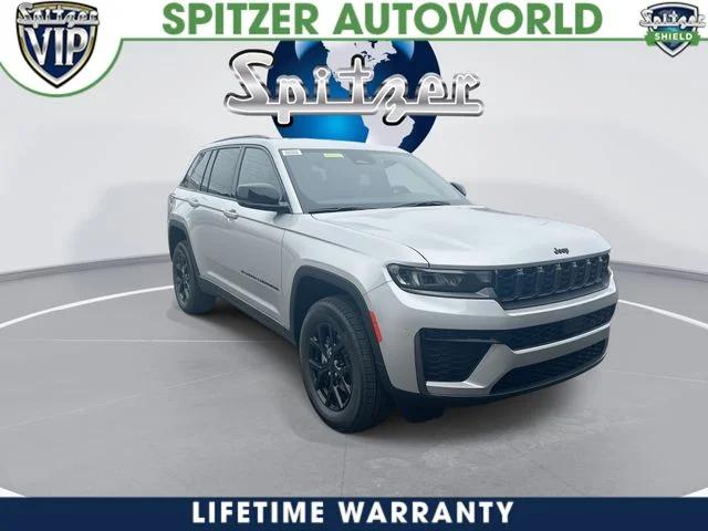 2026 Jeep Grand Cherokee GRAND CHEROKEE LAREDO ALTITUDE 4X4 2026 Jeep Grand Cherokee GRAND CHEROKEE LAREDO ALTITUDE 4X4