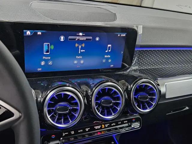 2026 Mercedes-Benz GLB 4MATIC