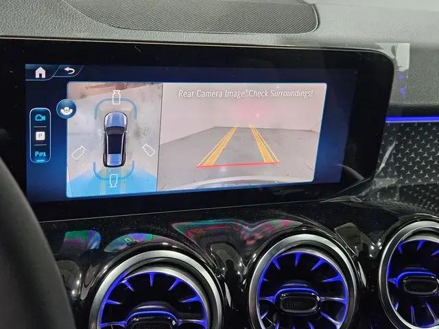 2026 Mercedes-Benz GLB 4MATIC