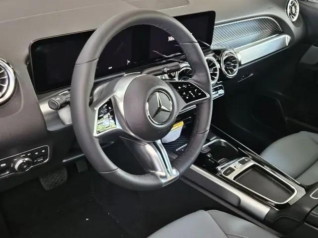 2026 Mercedes-Benz GLB 4MATIC