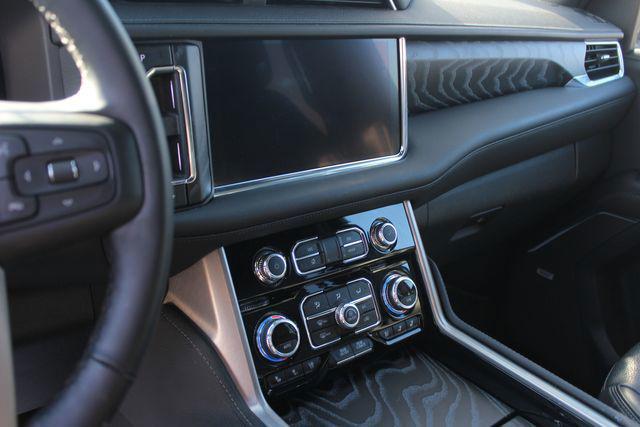 2024 GMC Yukon XL 4WD Denali