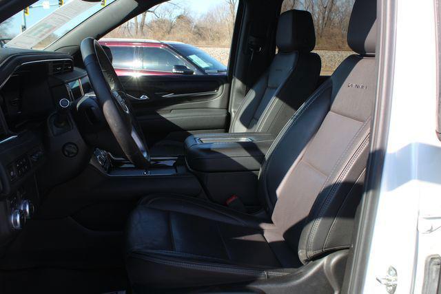 2024 GMC Yukon XL 4WD Denali