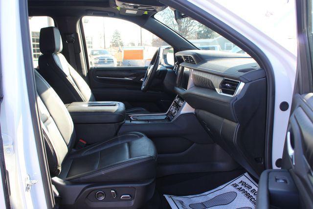 2024 GMC Yukon XL 4WD Denali