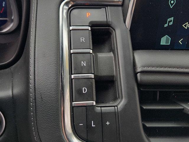 2024 Chevrolet Suburban 4WD LT