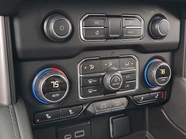 2024 Chevrolet Suburban 4WD LT