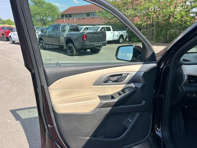 2022 Chevrolet Traverse FWD LT Cloth