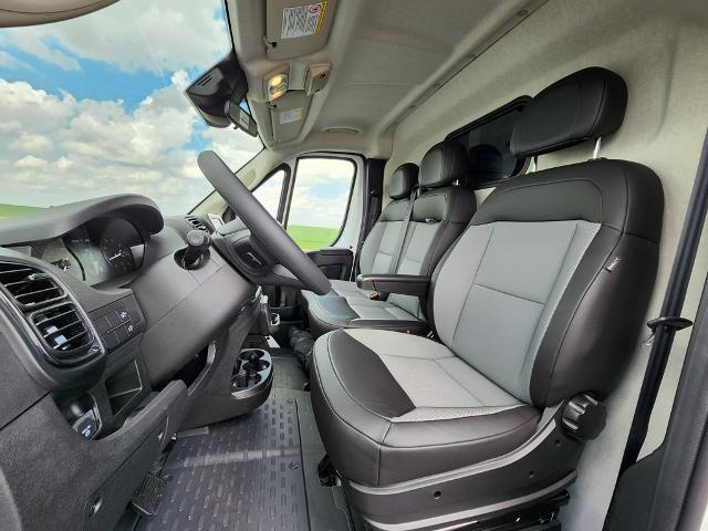 2025 Ram ProMaster 2500 Cargo Van Tradesman Low Roof 136" WB w/Pass Seat