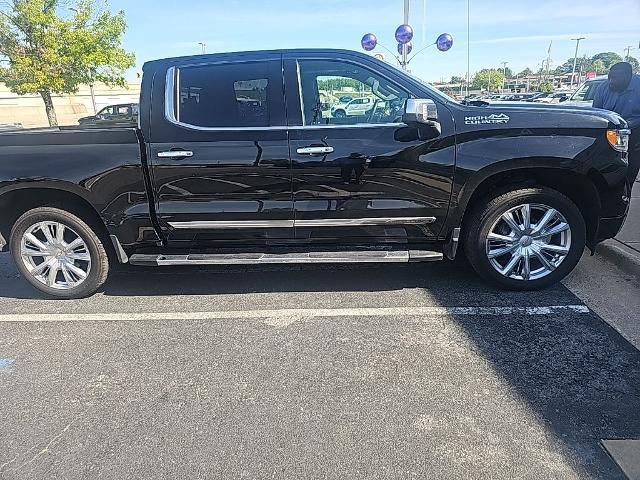 2022 Chevrolet Silverado 1500 4WD Crew Cab Short Bed High Country