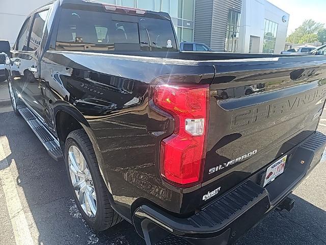 2022 Chevrolet Silverado 1500 4WD Crew Cab Short Bed High Country