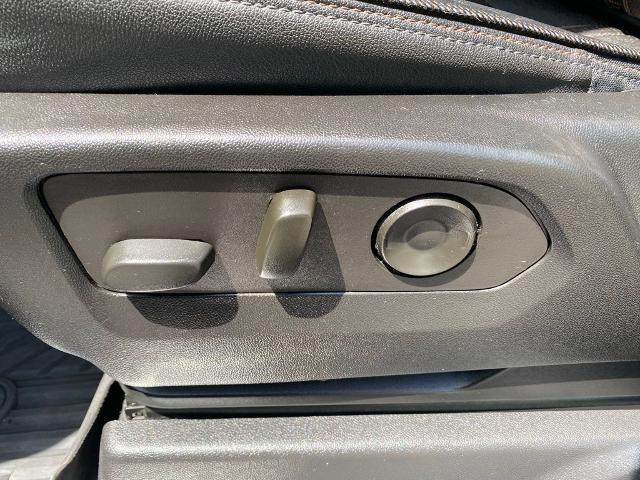 2022 Chevrolet Silverado 1500 4WD Crew Cab Short Bed High Country