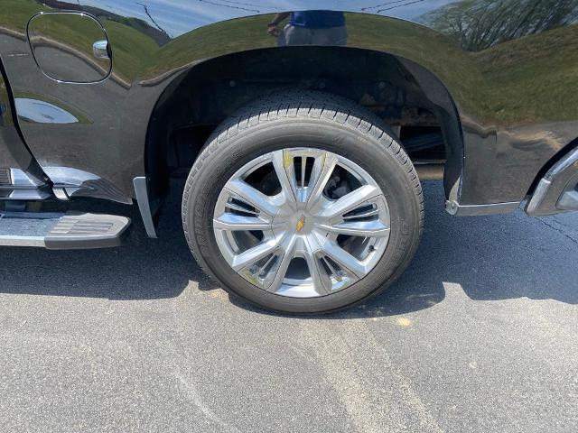 2022 Chevrolet Silverado 1500 4WD Crew Cab Short Bed High Country