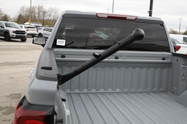 2024 GMC Sierra 1500 4WD Crew Cab Short Box Elevation with 3SB