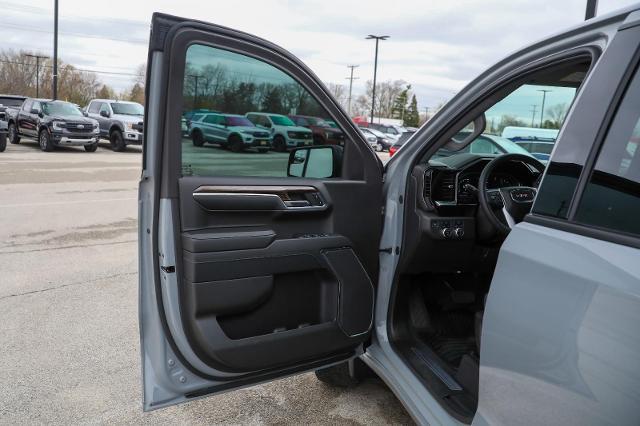 2024 GMC Sierra 1500 4WD Crew Cab Short Box Elevation with 3SB