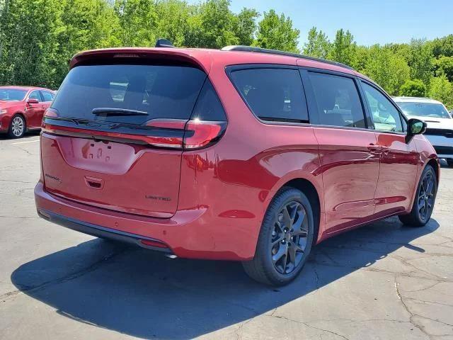 2027 Chrysler Pacifica PACIFICA LIMITED