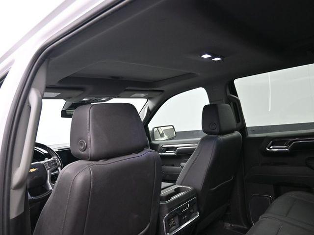 2023 Chevrolet Silverado 1500 4WD Crew Cab Short Bed LTZ