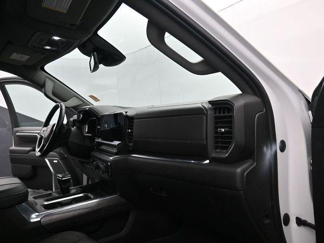 2023 Chevrolet Silverado 1500 4WD Crew Cab Short Bed LTZ
