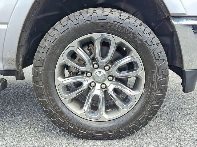 2020 Ram 1500 Laramie Quad Cab 4x4 6'4" Box