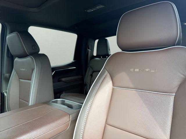 2025 GMC Sierra 1500 4WD Crew Cab Short Box Denali