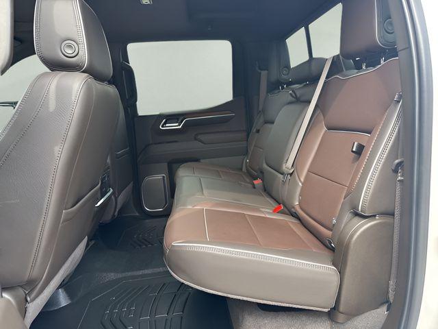 2025 GMC Sierra 1500 4WD Crew Cab Short Box Denali