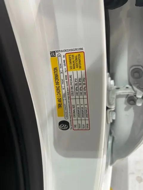 2025 GMC Sierra 1500 4WD Crew Cab Short Box SLT
