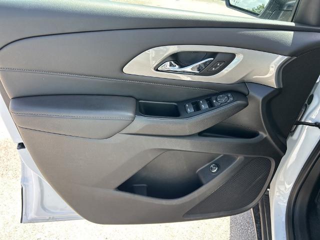 2022 Chevrolet Traverse FWD LT Cloth