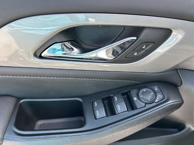 2022 Chevrolet Traverse FWD LT Cloth