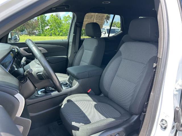 2022 Chevrolet Traverse FWD LT Cloth