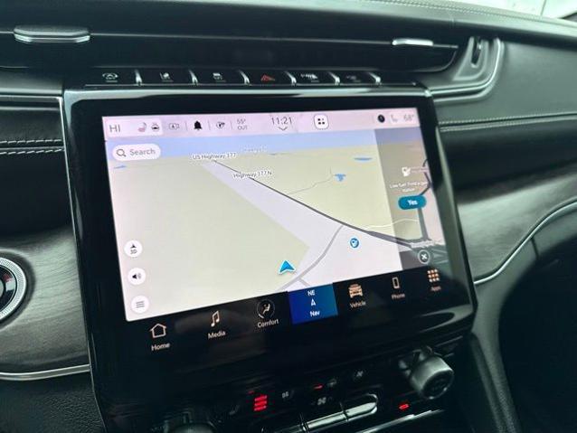 2022 Jeep Grand Cherokee L Overland 4x2