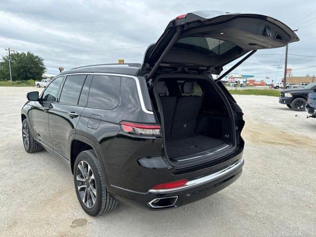 2022 Jeep Grand Cherokee L Overland 4x2