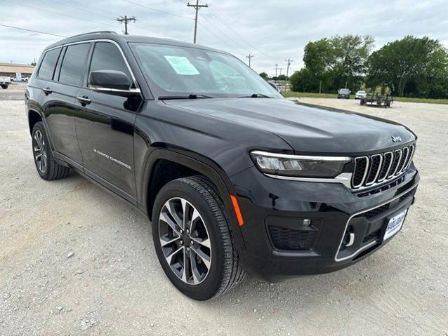 2022 Jeep Grand Cherokee L Overland 4x2