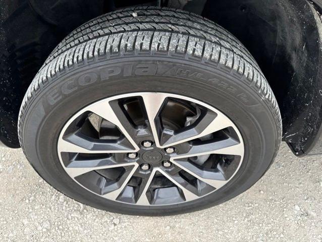 2022 Jeep Grand Cherokee L Overland 4x2