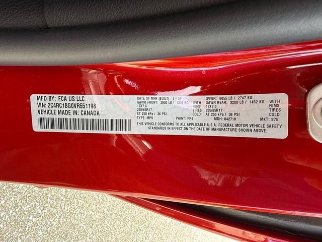 2027 Chrysler Pacifica Select