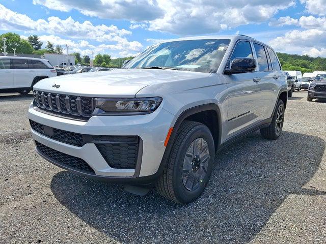 2026 Jeep Grand Cherokee GRAND CHEROKEE LAREDO ALTITUDE 4X4 2026 Jeep Grand Cherokee GRAND CHEROKEE LAREDO ALTITUDE 4X4