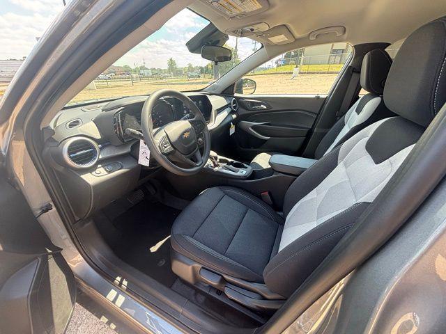 2026 Chevrolet Trax FWD LS