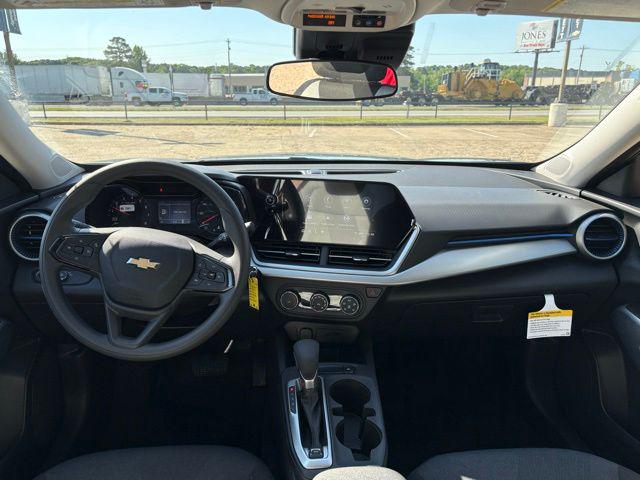 2026 Chevrolet Trax FWD LS