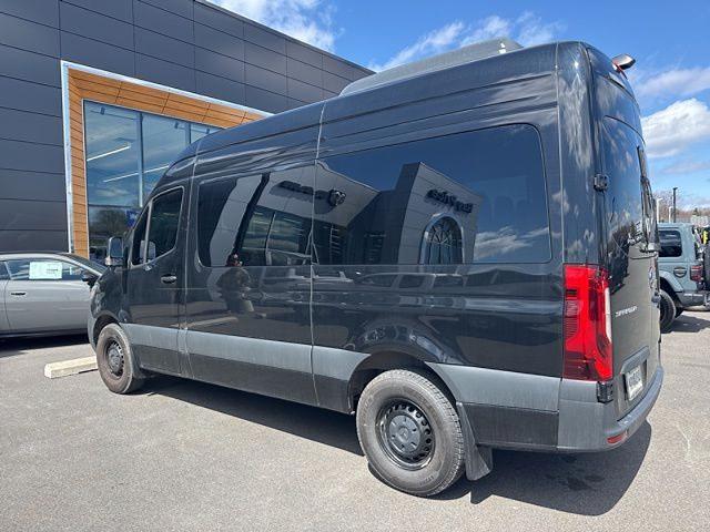 2025 Mercedes-Benz Sprinter 2500 144 WB Standard Roof Passenger