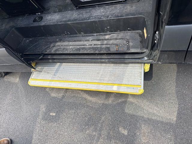 2025 Mercedes-Benz Sprinter 2500 144 WB Standard Roof Passenger